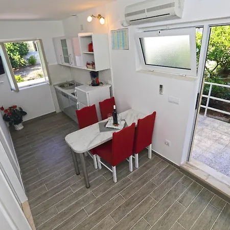 Grgo Apartment Hvar Town